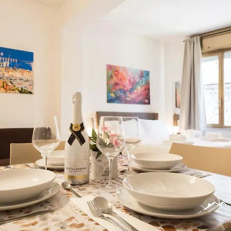 Center Lux, 1br, Ac, Wifi, By Tilo 3* Genova